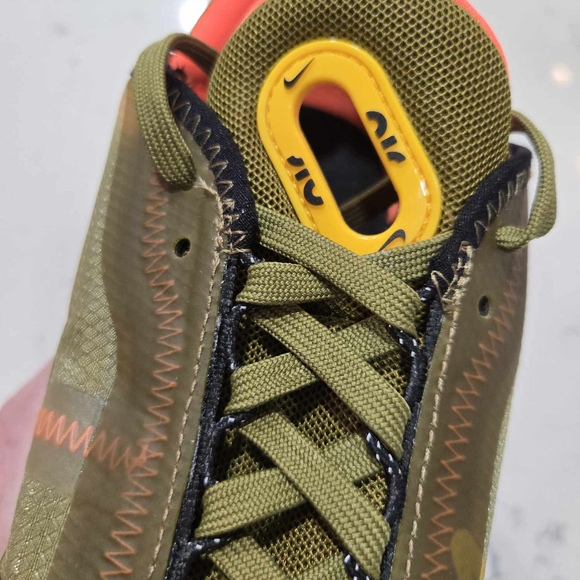 Nike Air Max 2090 Women's SZ.6 "Olive Flak" DC1875-300 Running Sneakers New - Picture 15 of 15